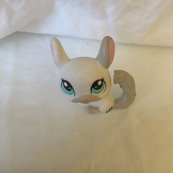 Littlest Pet Shop 2007 Chinchilla #1401 White & Gray GenuineLPS - Picture 4 of 9